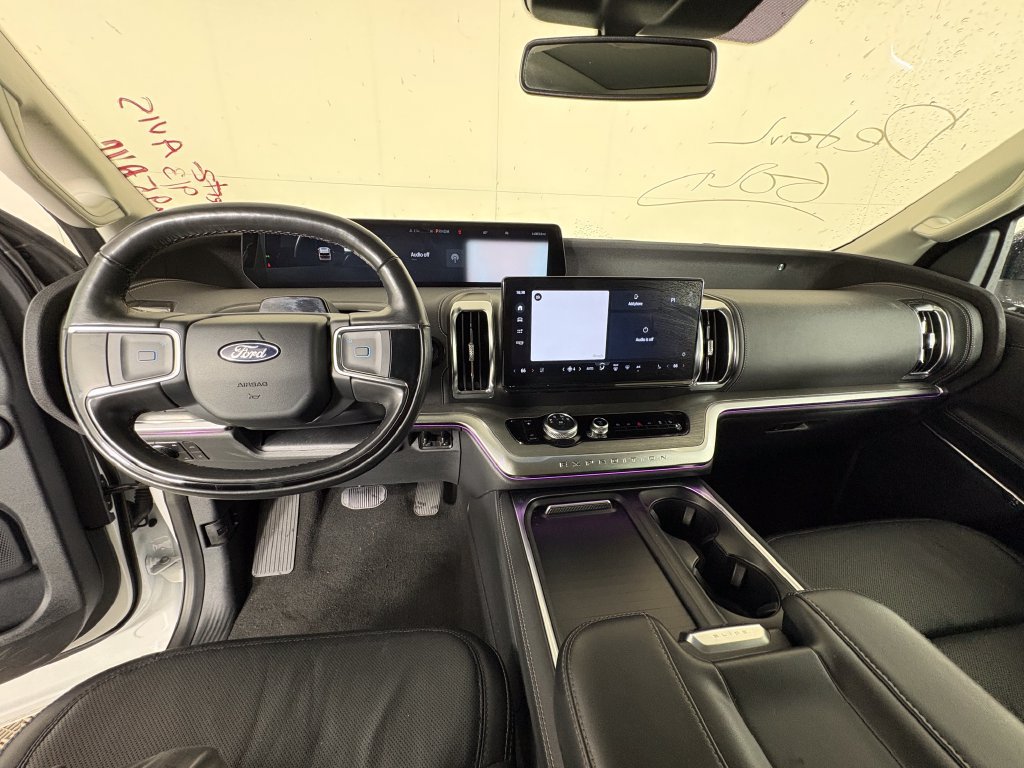 Certified 2025 Ford Expedition Max Platinum AWD/4WD image 8