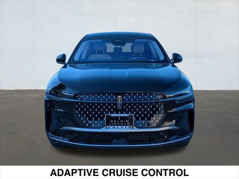 New 2026 Lincoln Nautilus Premier image 4