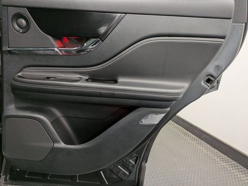 Used 2020 Lincoln Corsair Reserve w/ Elements Package image 25