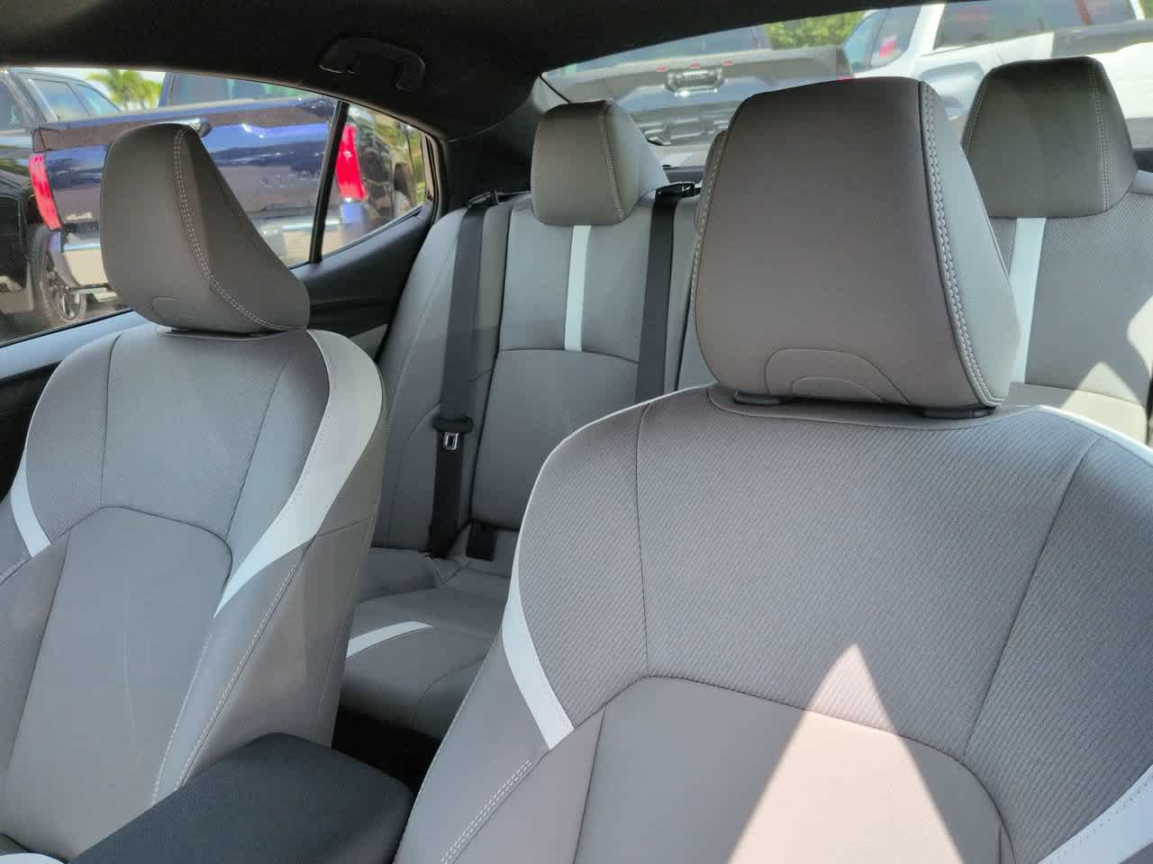 Used 2026 Toyota Camry SE w/ Convenience Package FWD image 8