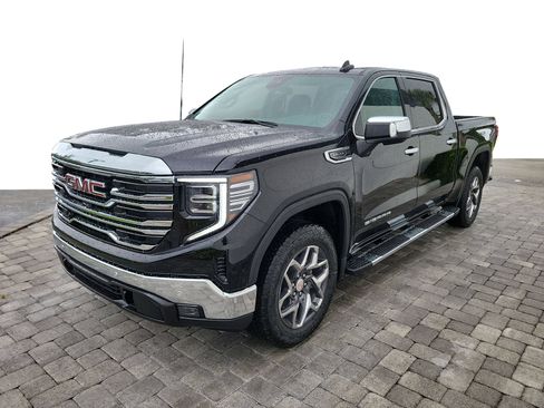 New 2026 GMC Sierra 1500 SLT RWD image 3