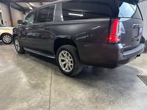 Used 2015 GMC Yukon XL SLT w/ Open Road Package RWD image 3