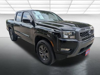 Used 2025 Nissan Frontier SV w/ SV Convenience Package