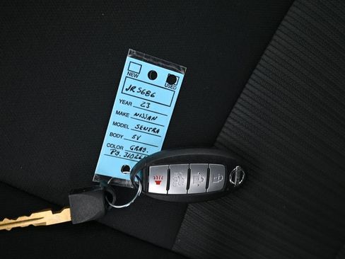 Used 2023 Nissan Sentra SV image 15