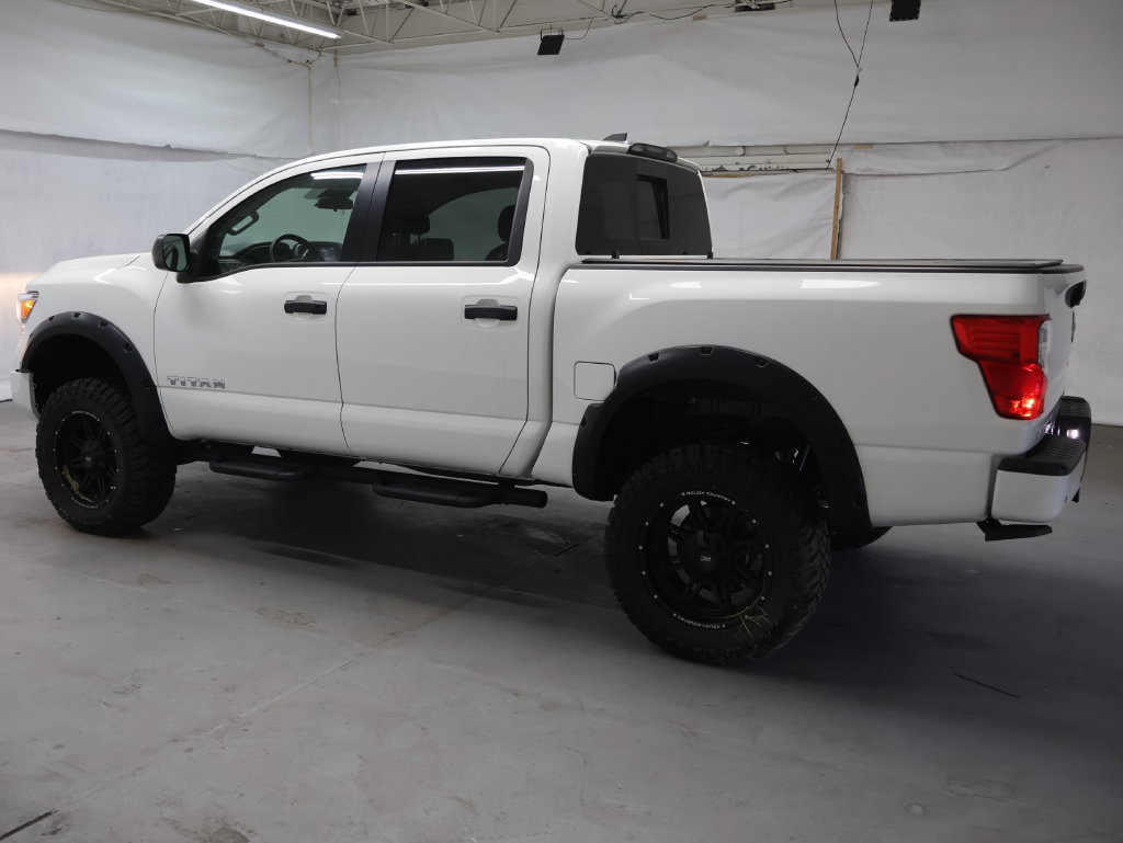 Used 2024 Nissan Titan SV w/ Accessory Utility Package AWD/4WD image 4