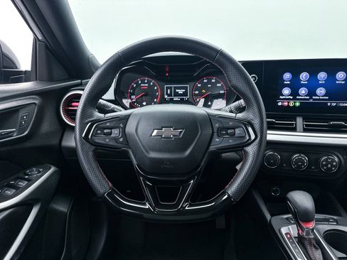 Used 2024 Chevrolet Trax RS w/ Driver Confidence Package image 19