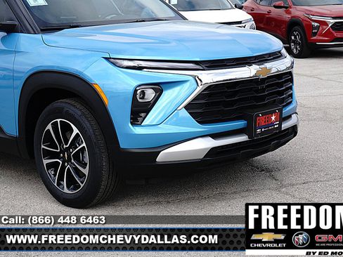 New 2026 Chevrolet TrailBlazer LT w/ Driver Confidence Package FWD image 38