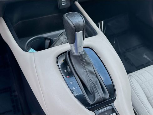 Certified 2025 Honda HR-V LX image 15