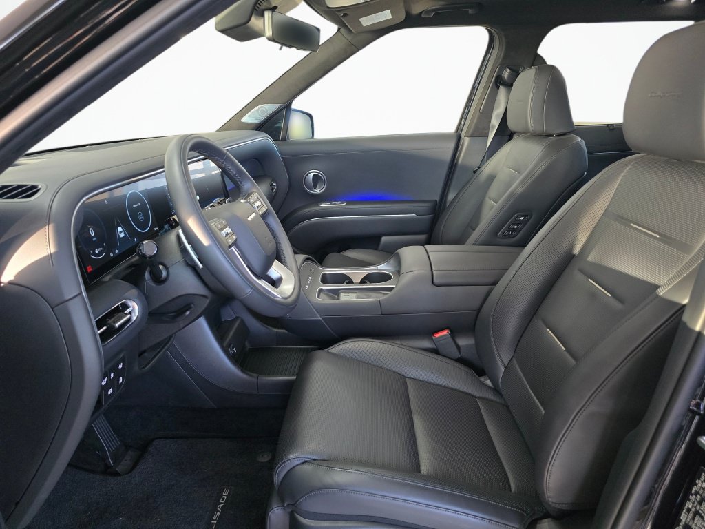 Used 2026 Hyundai Palisade Calligraphy AWD/4WD image 17