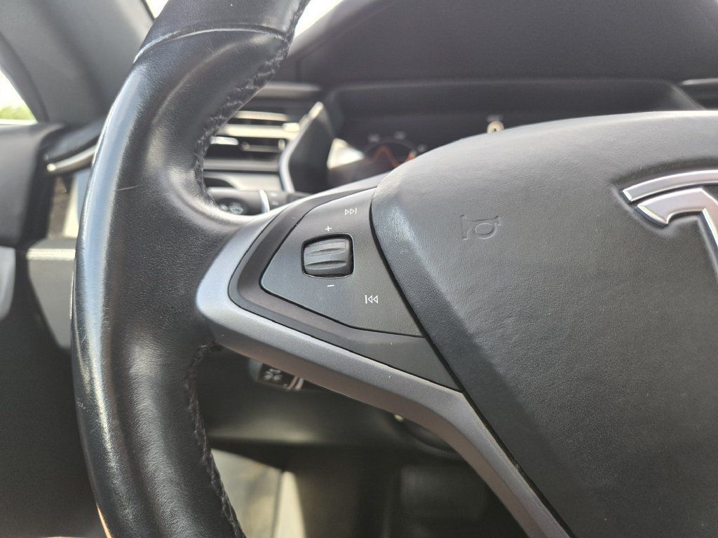 Used 2018 Tesla Model S 75D AWD/4WD image 16