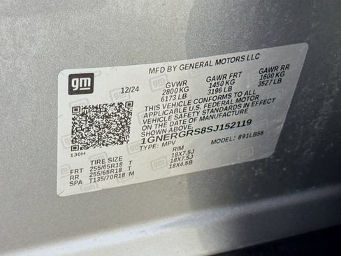Certified 2025 Chevrolet Traverse LT FWD image 31