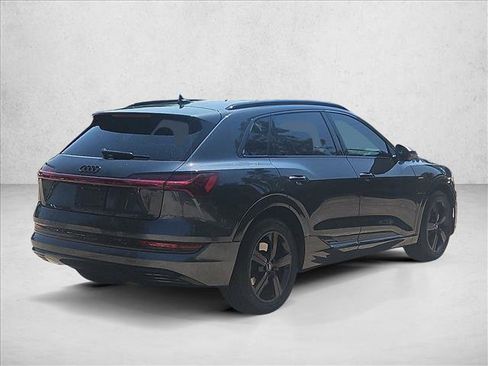 Used 2019 Audi e-tron Premium Plus AWD/4WD image 5