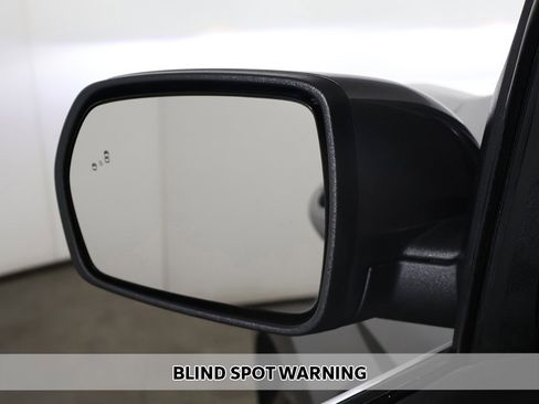 Used 2024 Ford Edge SEL image 6