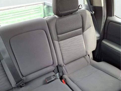 Certified 2023 Nissan Frontier SV w/ Technology Package RWD image 16