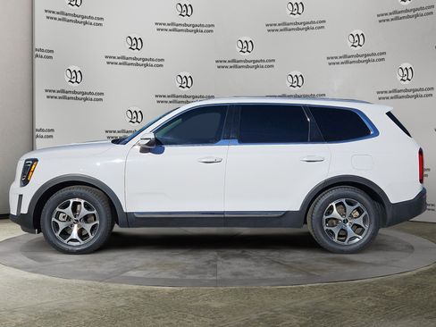 Used 2022 Kia Telluride EX w/ Towing Package image 2
