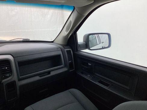 Used 2019 RAM 1500 Tradesman w/ Chrome Plus Package image 29