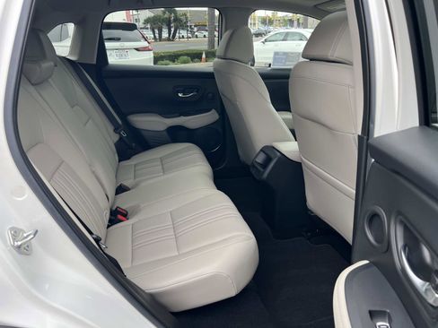 Used 2024 Honda HR-V EX-L image 32