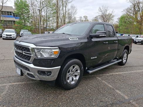 Certified 2022 RAM 1500 Big Horn AWD/4WD image 3