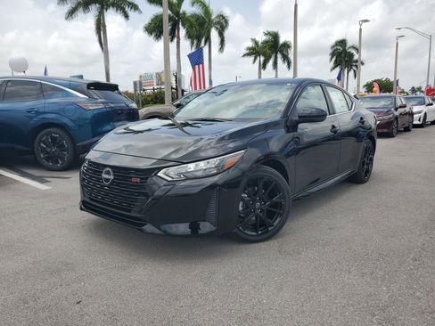 New 2025 Nissan Sentra SR w/ Midnight Edition image 26