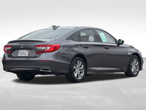 Used 2018 Honda Accord LX image 5