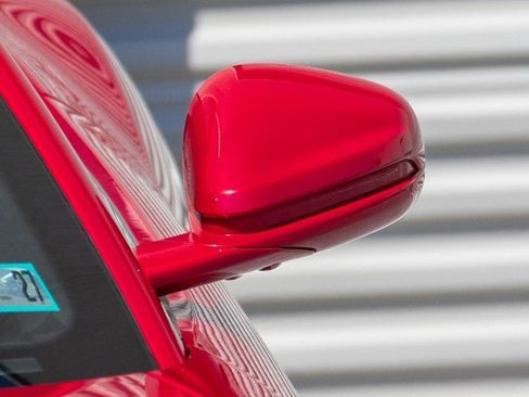 Used 2015 Ferrari F12 Berlinetta RWD image 39
