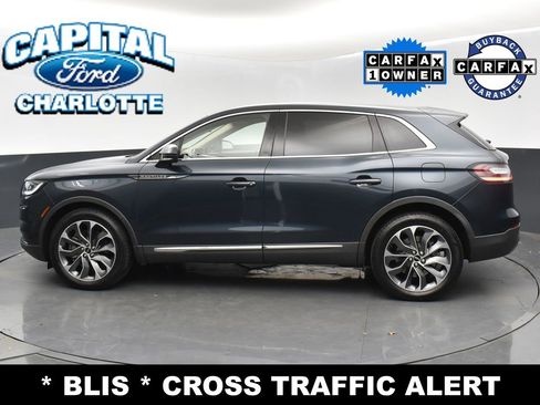 Used 2022 Lincoln Nautilus Reserve image 5