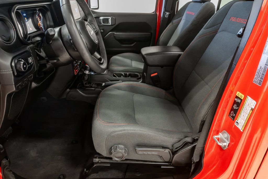 Used 2025 Jeep Wrangler Unlimited Rubicon AWD/4WD image 11