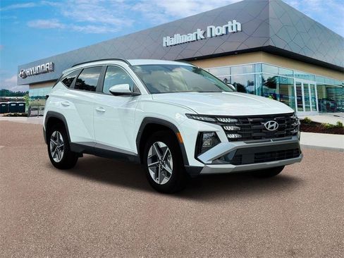 Certified 2025 Hyundai Tucson SEL image 11