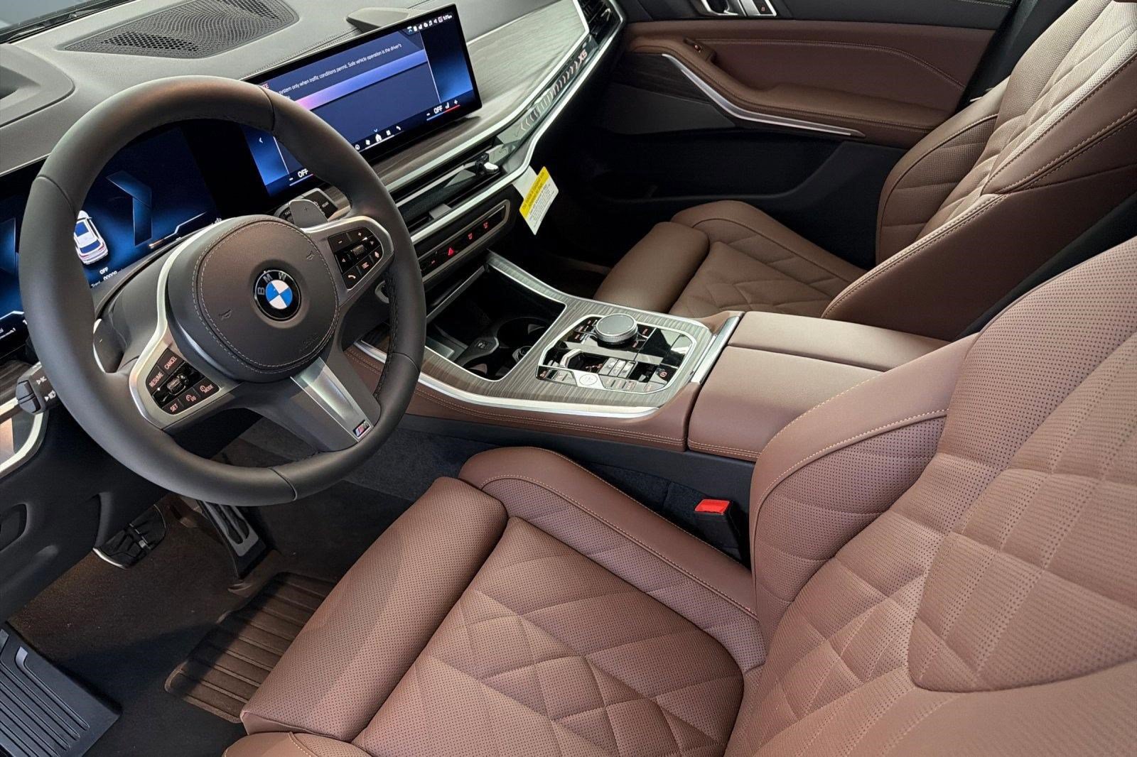 Used 2026 BMW X5 sDrive40i w/ M Sport Package RWD image 4