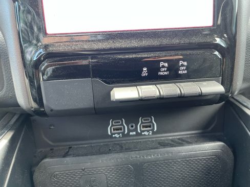 Used 2025 RAM 1500 Big Horn AWD/4WD image 15