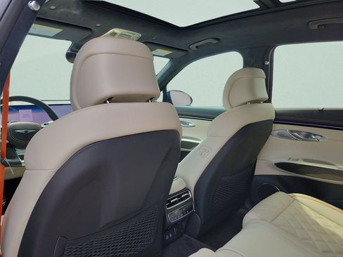 New 2026 Genesis GV70 3.5T Sport Prestige AWD/4WD image 9