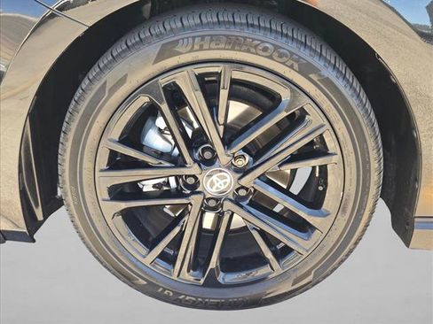 Certified 2025 Toyota Camry SE FWD image 22