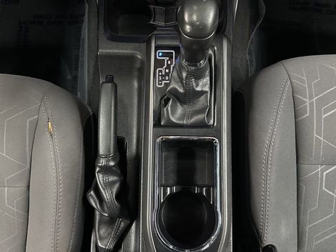 Used 2018 Toyota Tacoma SR5 AWD/4WD image 25
