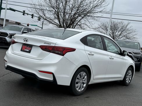 Used 2018 Hyundai Accent SE image 16