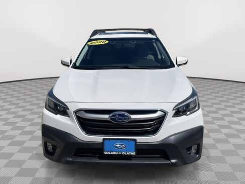 Used 2020 Subaru Outback Premium AWD/4WD image 9