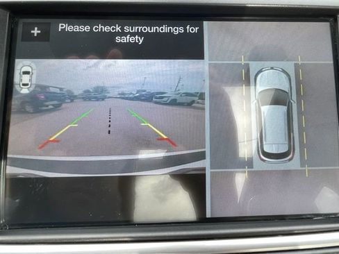 Used 2016 Lincoln MKX Reserve w/ Luxury Package FWD image 29