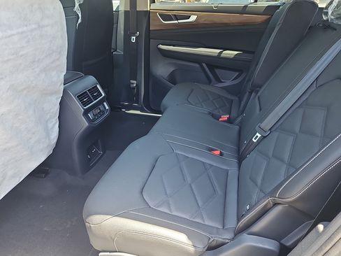 New 2026 Volkswagen Atlas SE AWD/4WD image 16