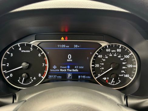 Used 2025 Nissan Altima 2.5 SV image 31