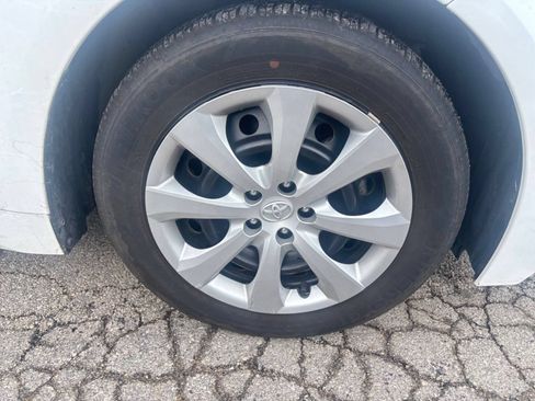Used 2025 Toyota Corolla LE FWD image 29