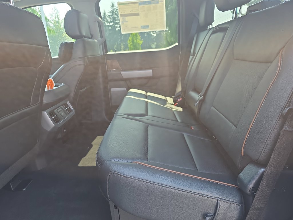 New 2026 Ford F350 Lariat w/ Black Appearance Package AWD/4WD image 31