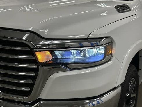 Used 2026 RAM 1500 Laramie AWD/4WD image 32