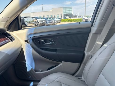 Used 2012 Ford Taurus SEL FWD image 14