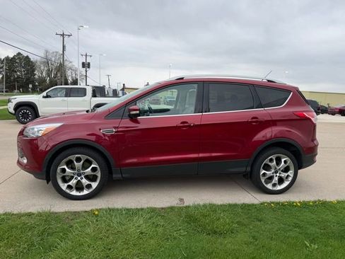 Used 2016 Ford Escape Titanium w/ Equipment Group 301A image 4