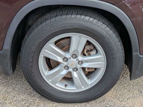Used 2020 Chevrolet Trax LT w/ LT Convenience Package FWD image 11
