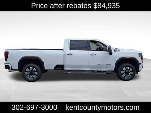 New 2026 GMC Sierra 3500 Denali w/ Denali Reserve Package AWD/4WD image 7