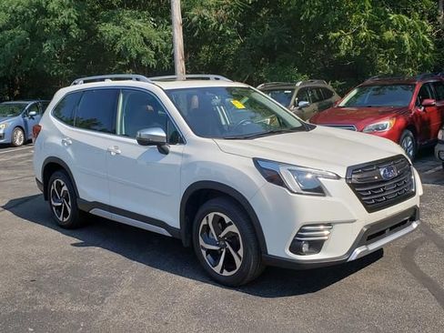 Used 2023 Subaru Forester Touring AWD/4WD image 1