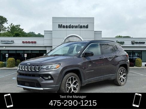 Used 2024 Jeep Compass Limited image 1
