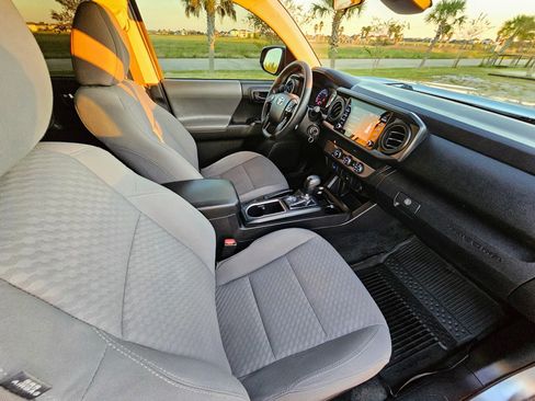 Used 2021 Toyota Tacoma SR5 image 13