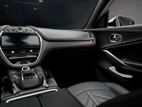 Used 2023 Aston Martin DBX 707 AWD/4WD image 41