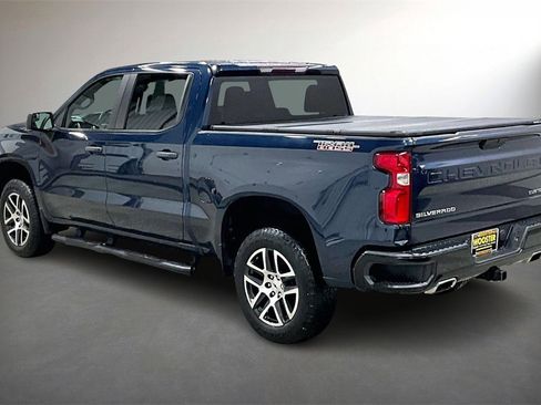 Used 2020 Chevrolet Silverado 1500 Custom Trail Boss w/ Custom Convenience Package image 4